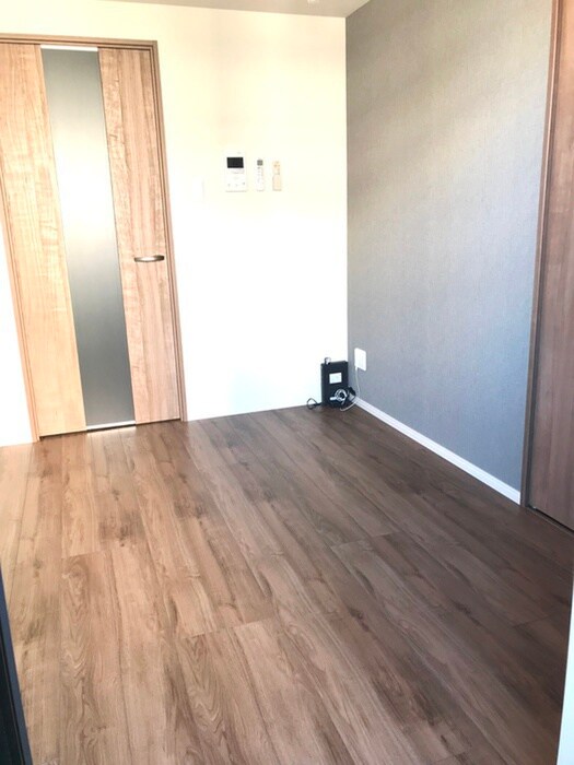 物件内観写真6　(居室)