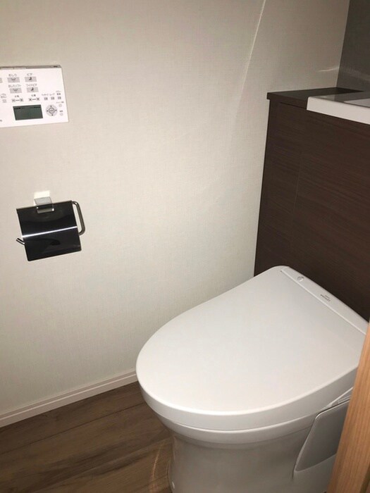 物件内観写真10　(トイレ)