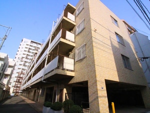マンションα不動前外観写真