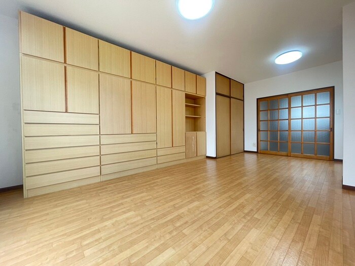 物件内観写真10　(居室)