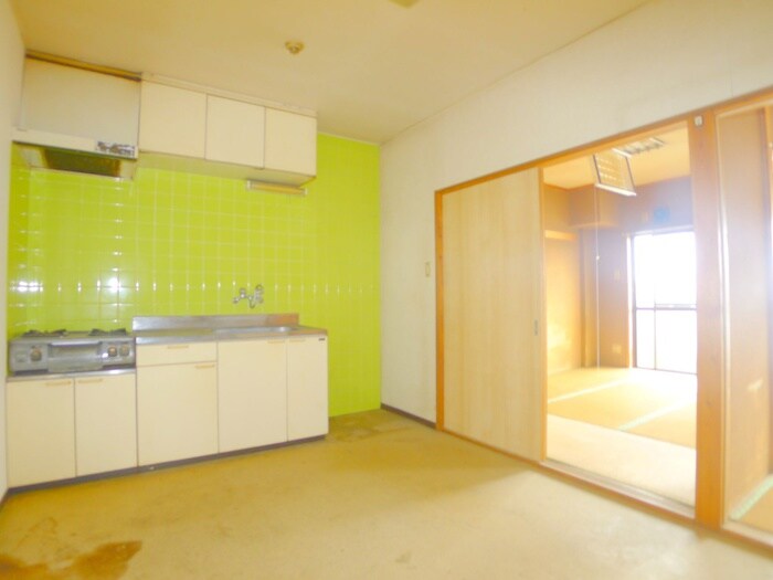 物件内観写真8　(居室)