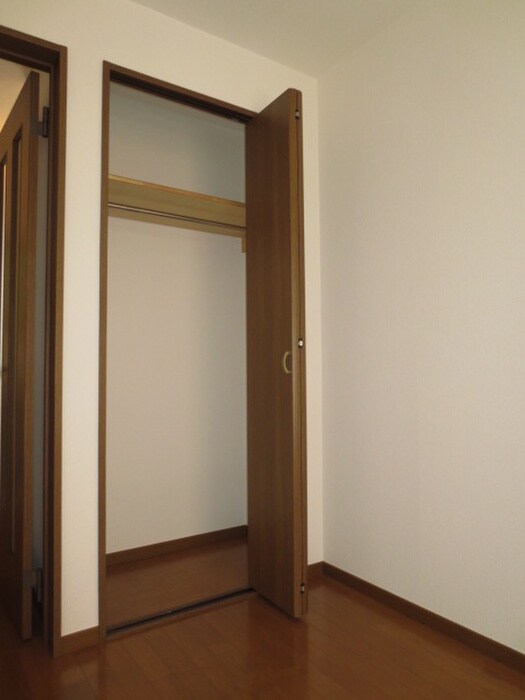 物件内観写真11　(収納)