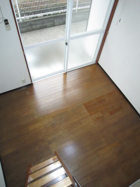 物件内観写真9　(居室)