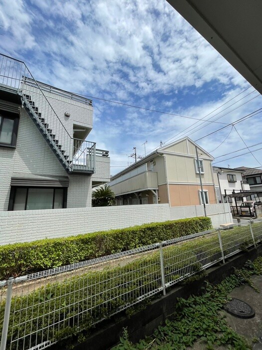 物件内観写真13　(室内からの展望)