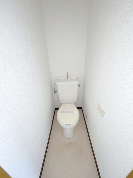 物件内観写真15　(トイレ)