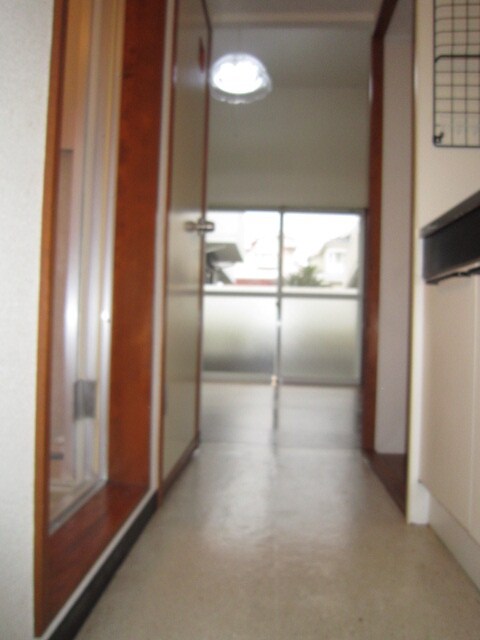 物件内観写真16　(廊下)