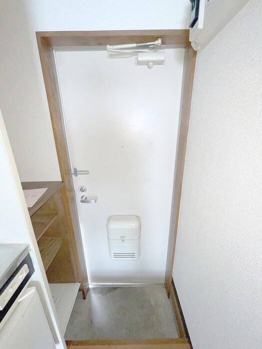 物件内観写真22　(玄関)