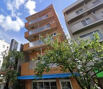 岩田ビルの外観写真