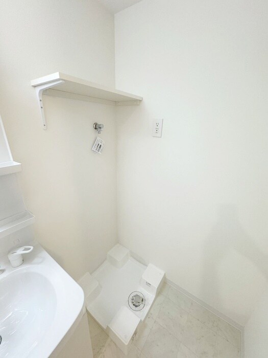 レオーネ志村坂上の洗濯機置場