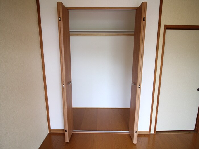 物件内観写真7　(収納)