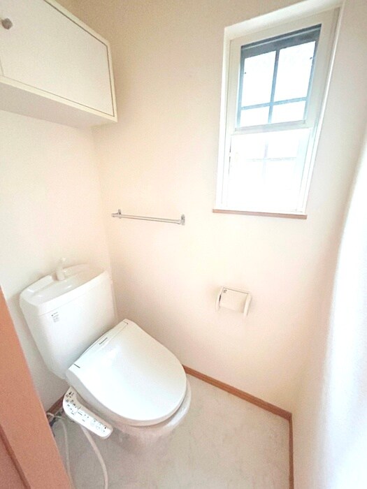 物件内観写真13　(トイレ)