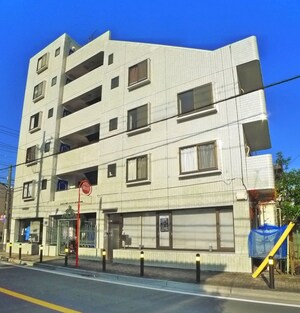 エマノンアパートメントハウス外観写真