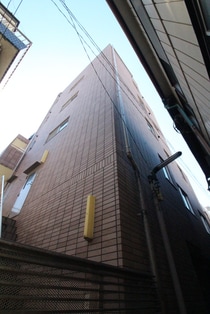 エムビルの外観写真