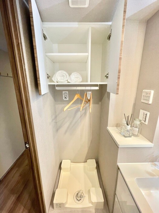 物件内観写真20　(洗濯機置場)