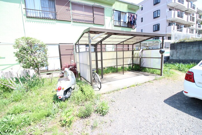 物件外観写真6　(駐輪場)