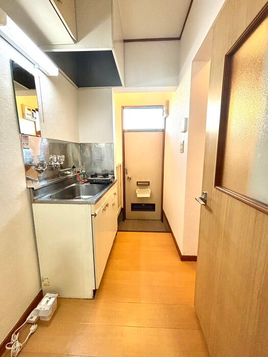 物件内観写真18　(廊下)