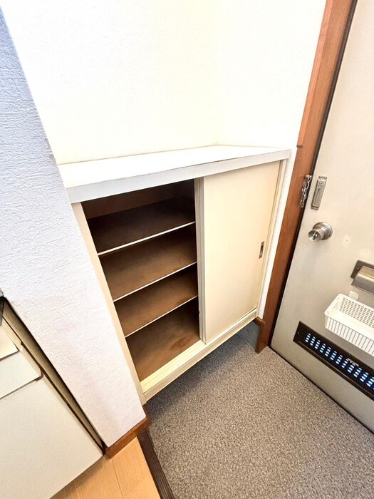 物件内観写真19　(靴箱)