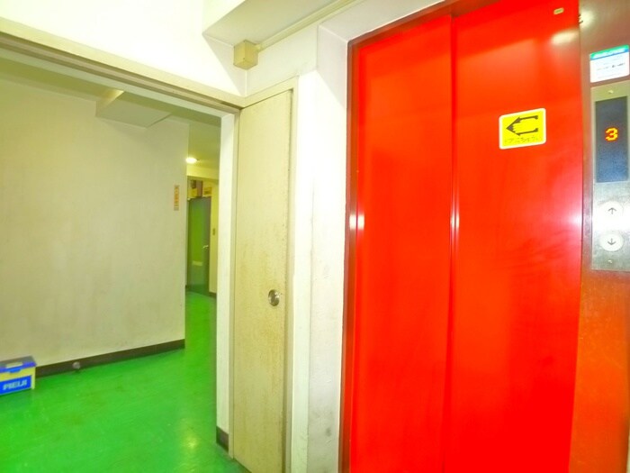 物件外観写真4　(建物設備)