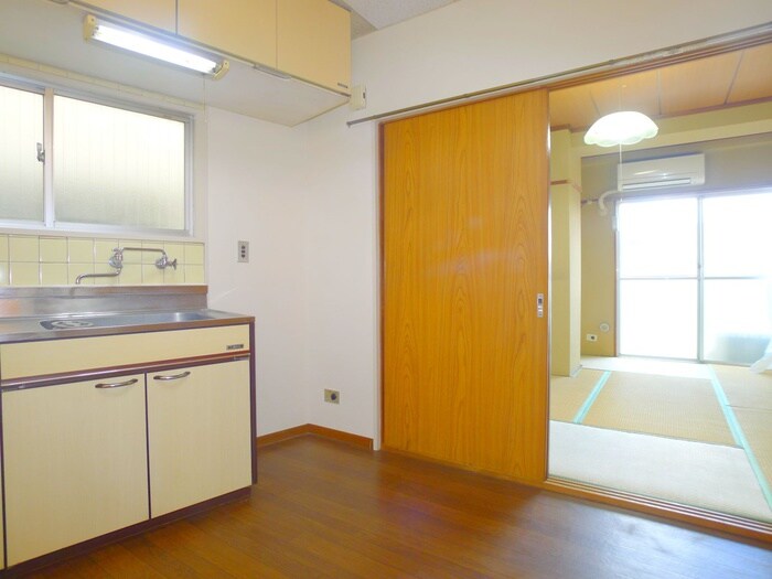 物件内観写真15　(廊下)