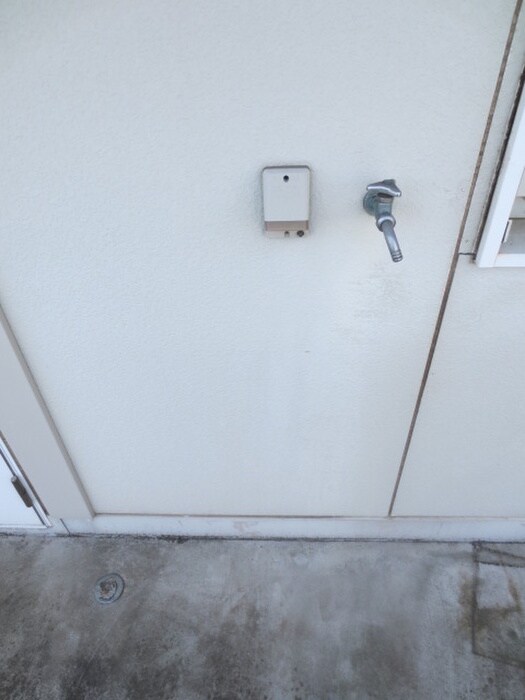 ジュネスイ－ストの洗濯機置場