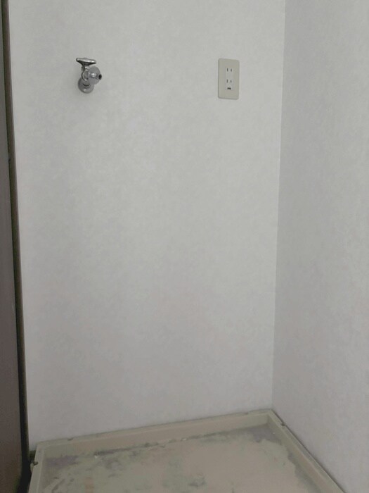物件内観写真22　(洗濯機置場)