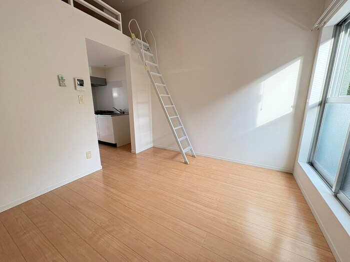 物件内観写真8　(居室)