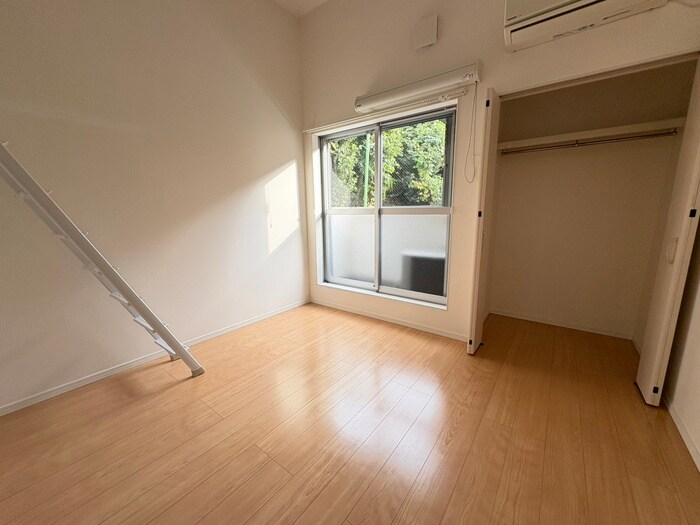 物件内観写真9　(居室)