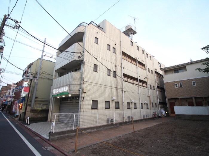 クレドールの外観写真