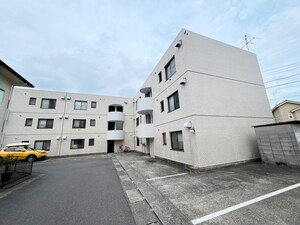 トライメゾン外観写真