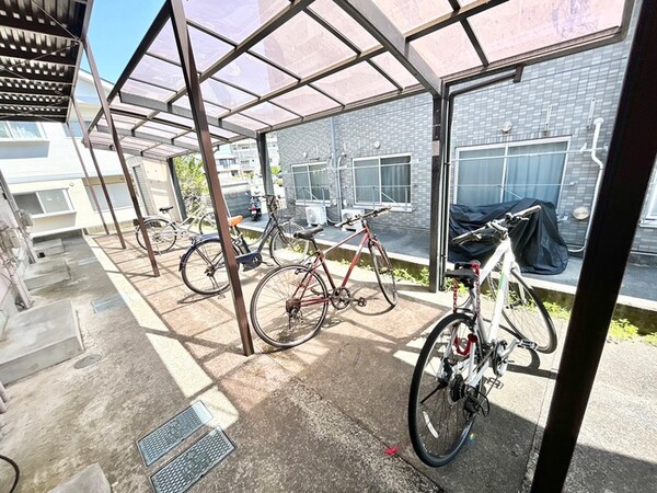 駐輪場