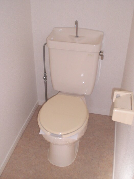 物件内観写真10　(トイレ)