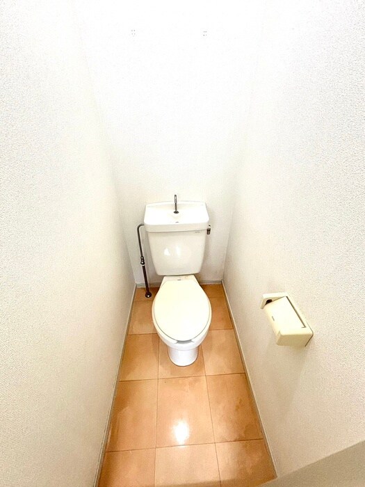 物件内観写真14　(トイレ)