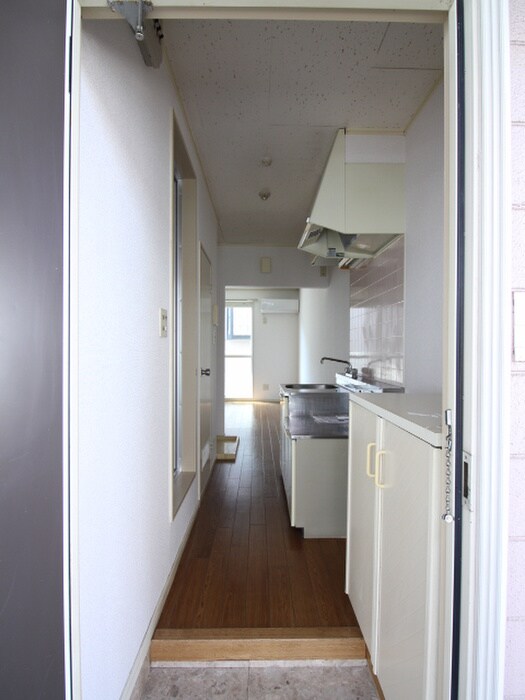 物件内観写真17　(廊下)