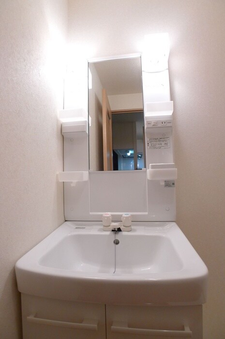 物件内観写真10　(洗面)