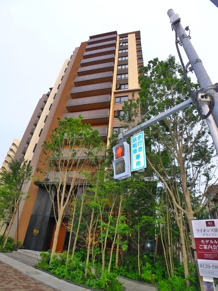 ライオンズ南千住グランプレイス外観写真