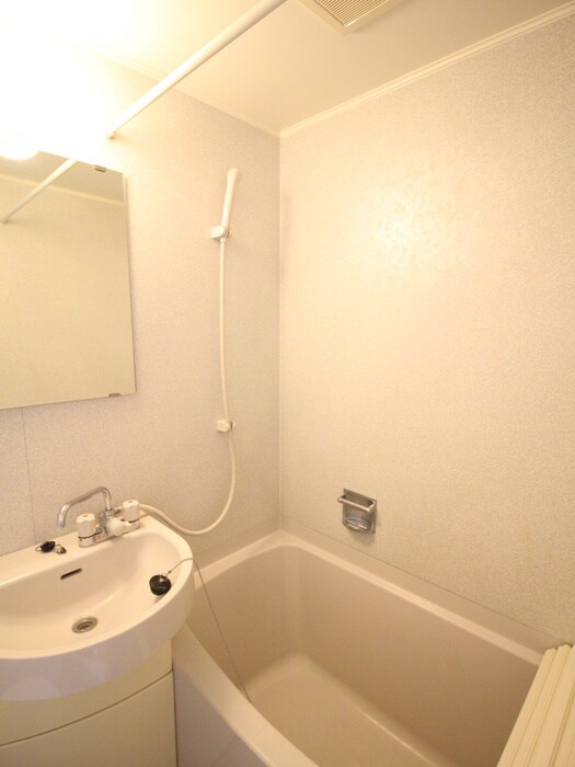 物件内観写真16　(バス／シャワールーム等)