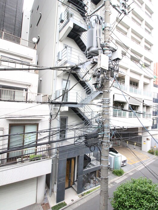 物件内観写真19　(室内からの展望)