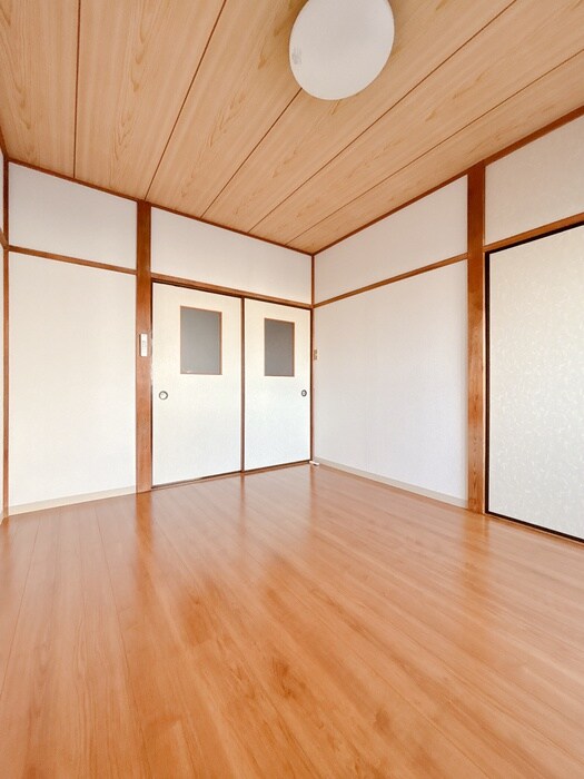 物件内観写真8　(居室)