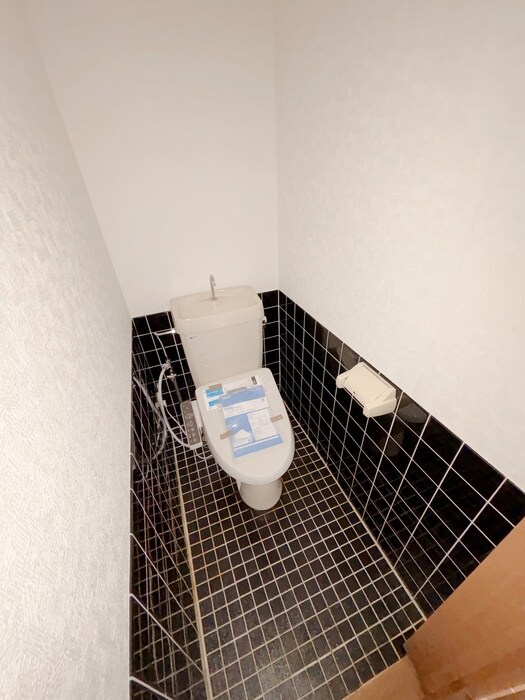 物件内観写真12　(トイレ)