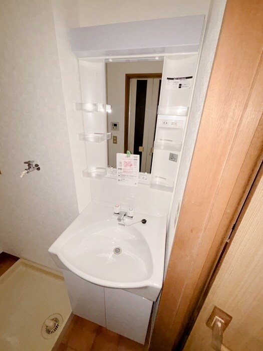 物件内観写真13　(洗面)