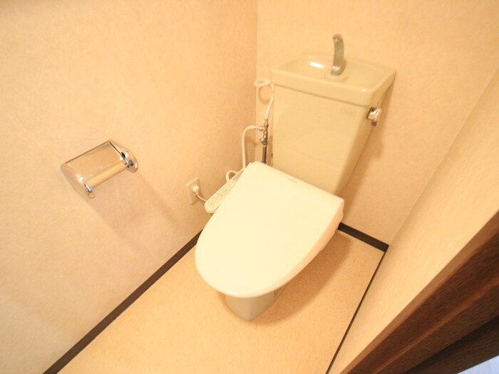 物件内観写真11　(トイレ)