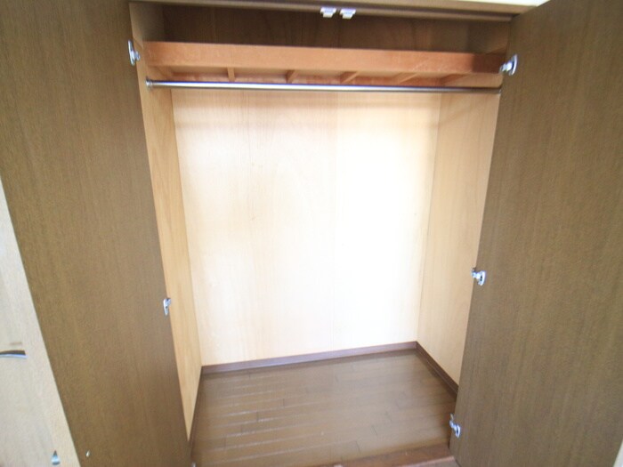 物件内観写真13　(収納)