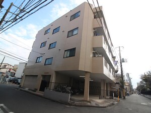 シャルム川崎外観写真