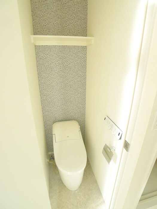 物件内観写真16　(トイレ)