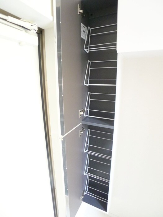 物件内観写真18　(靴箱)