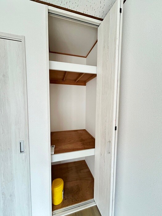 物件内観写真15　(収納)