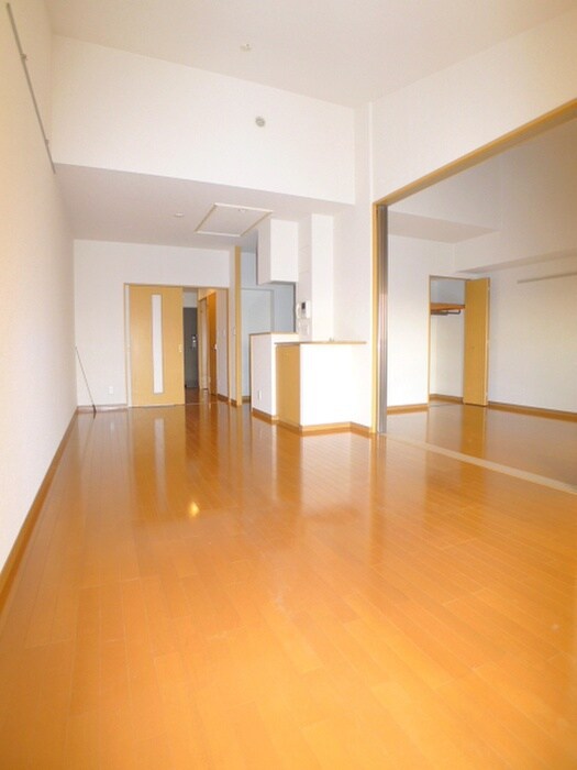 物件内観写真4　(居室)