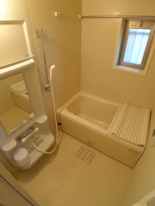 物件内観写真8　(バス／シャワールーム等)