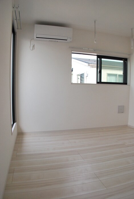 物件内観写真18　(居室)