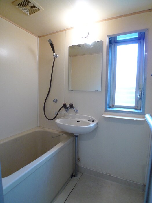 物件内観写真10　(バス／シャワールーム等)